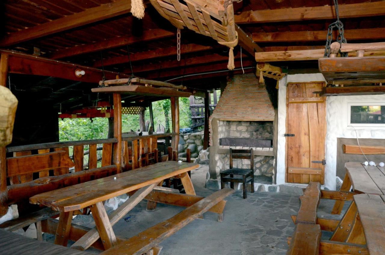 Toma'S House Hotel Nakalakevi  Bagian luar foto